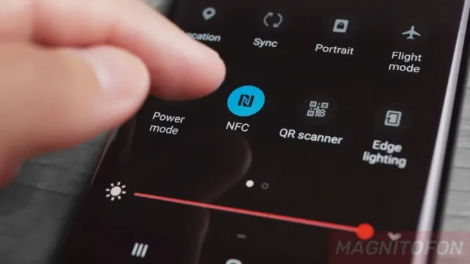 Значок NFC на телефоне Huawei