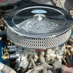 из карбюратора брызгает бензин в воздушный фильтр