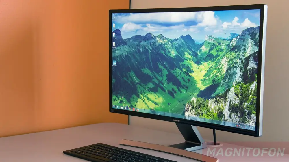 На какие группы делится память компьютера